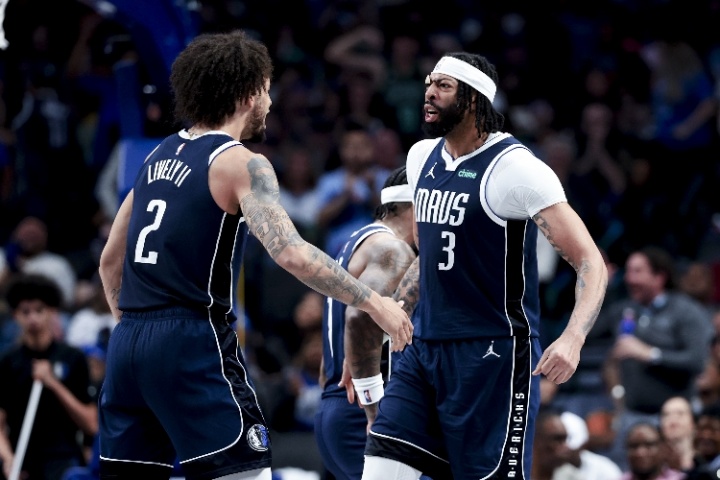 KAIYUN下载app-独行侠伤兵+1！Stein：莱夫利近期接受了右脚手术&amp;穿上保护靴