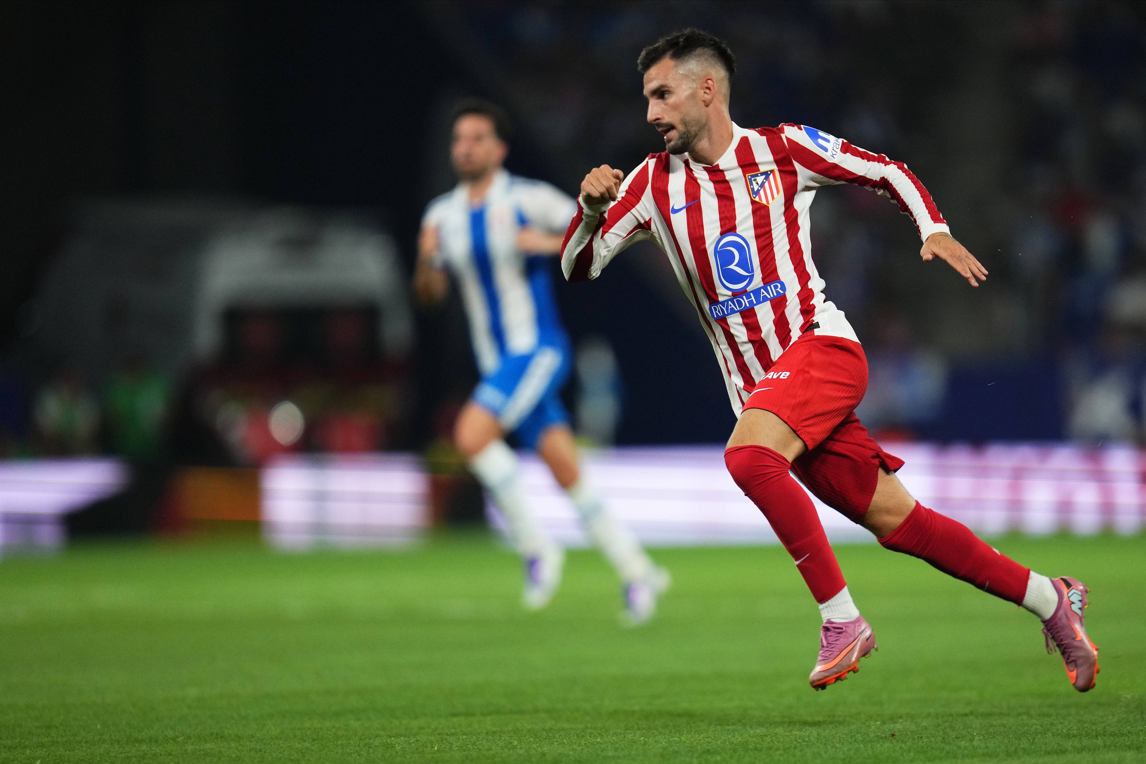 KAIYUN下载app-巴埃纳确诊轻微肌肉损伤，将进行物理治疗并投入恢复性训练